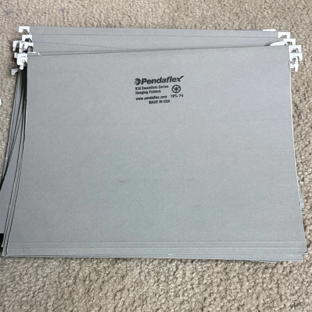 Staple / office max/ Pendaflex / S mead Hanging File Folders 58-60